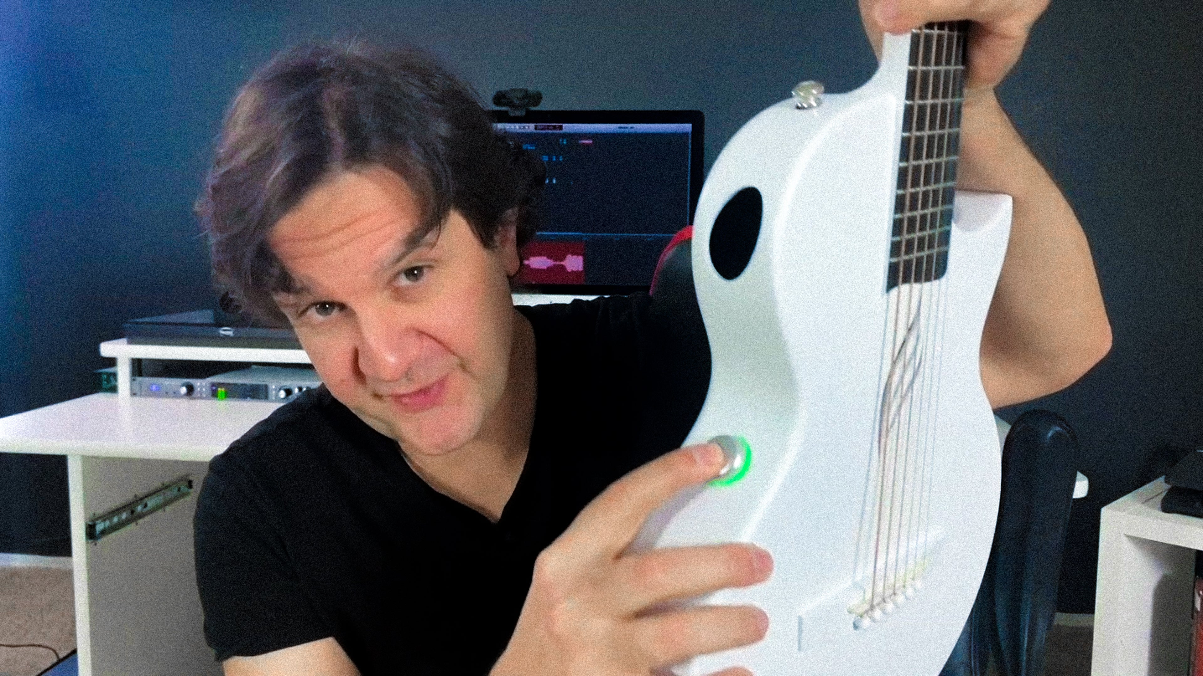 Enya Nova Go Mini: Compact 1/4 Size Acoustic Guitars
